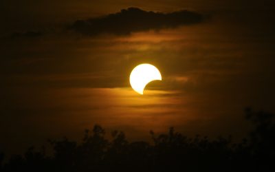 New Moon & Solar Eclipse This Weekend